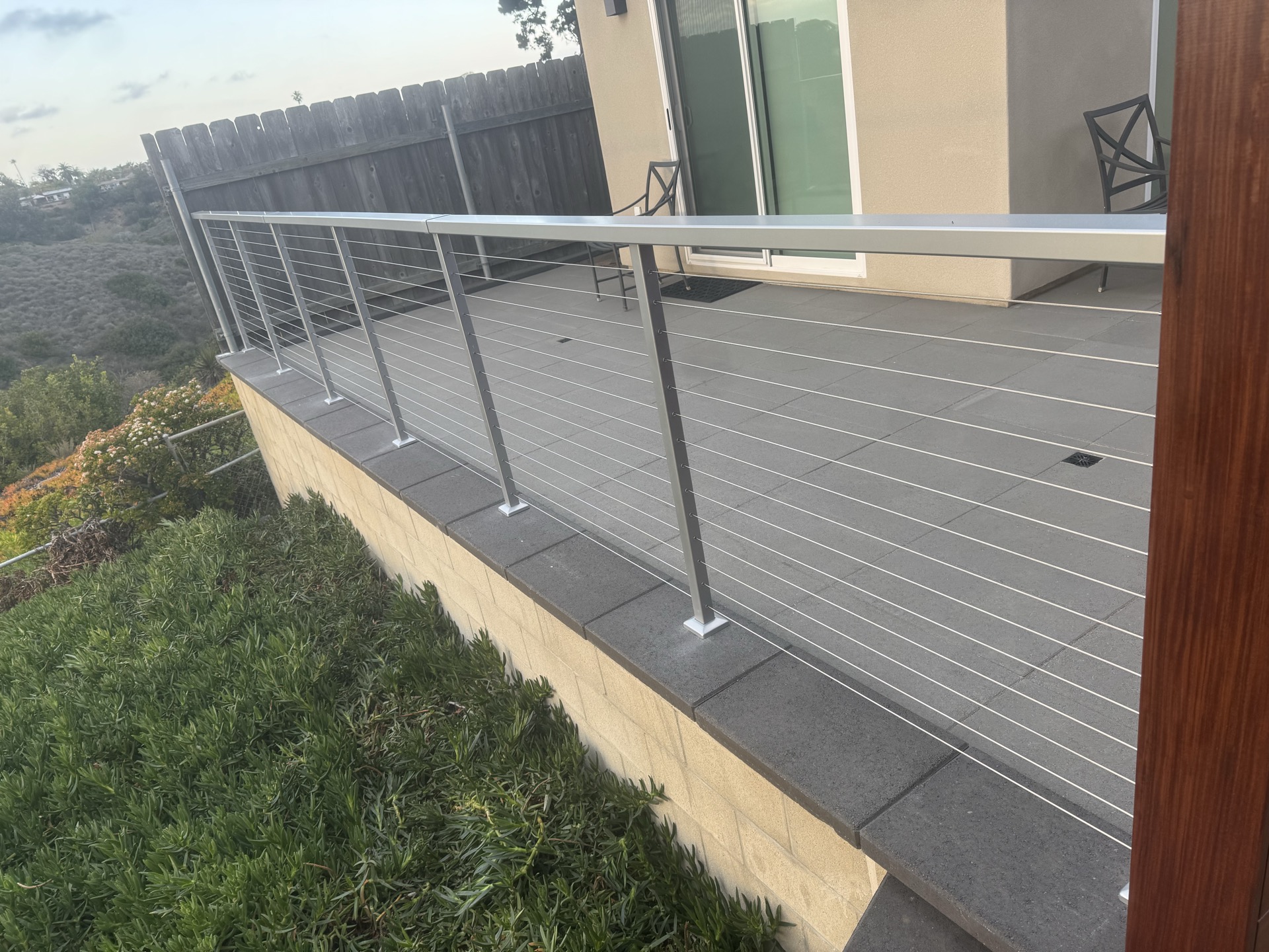Elevated hillside deck with cable railing system