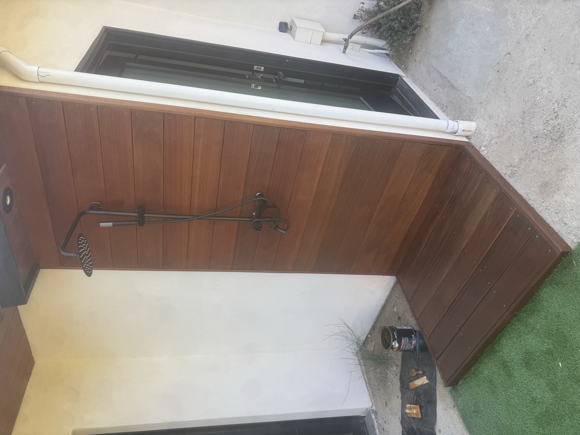 Custom mangaris hardwood outdoor shower San Diego